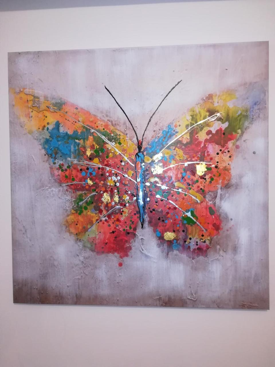 Butterfly Apartment Cacak Ngoại thất bức ảnh